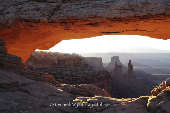 Mesa Arch, Canyonlands, Utah, desert, red rock, arch, sunris photo
